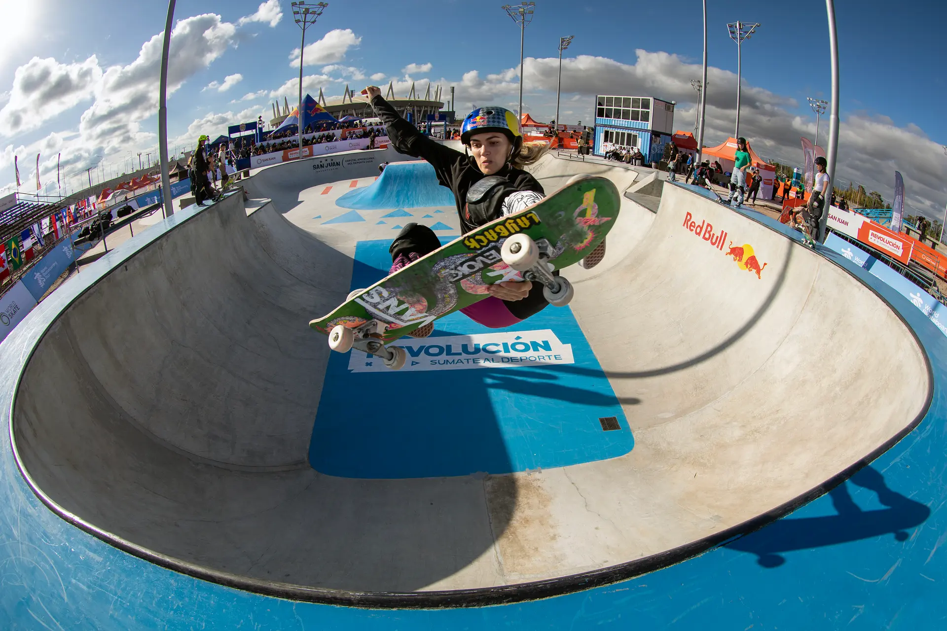 Luigi Cini avança em 1º e Brasil terá 4 nomes nas finais do Mundial de  skate park, skate